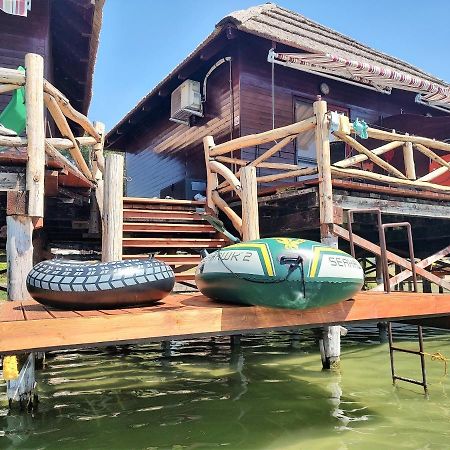 Overwater Cottage - Slovak Tahiti, Senec Eksteriør billede